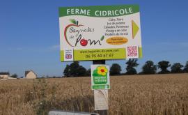 Bagnoles de Pom' panneau - Au rendez-vous des Normands