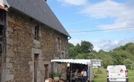 Du feu, du pain et des brouettes extérieur - Au rendez-vous des Normands