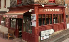 L'épicerie de Cambremer extérieur - Au rendez-vous des Normands