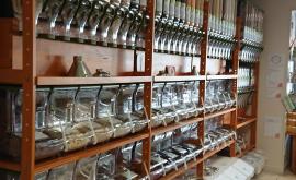 L'épicerie Autrement intérieur - Au rendez-vous des Normands