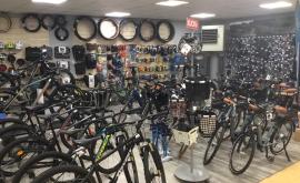 Vauquet Cycles intérieur - Au rendez-vous des Normands