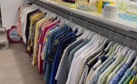 Valise boutique vintage intérieur - Au rendez-vous des Normands