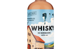 whisky de Normandie Spirits Explorer, embouteillé en Normandie, mettant en avant le terroir et le savoir-faire local.