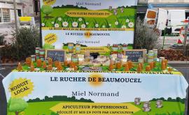 Le Rucher de Beaumoucel stand - Au rendez-vous des Normands