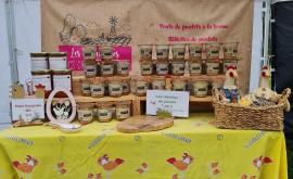 Les Poulettes des Champs Moulins - Au rendez-vous des Normands